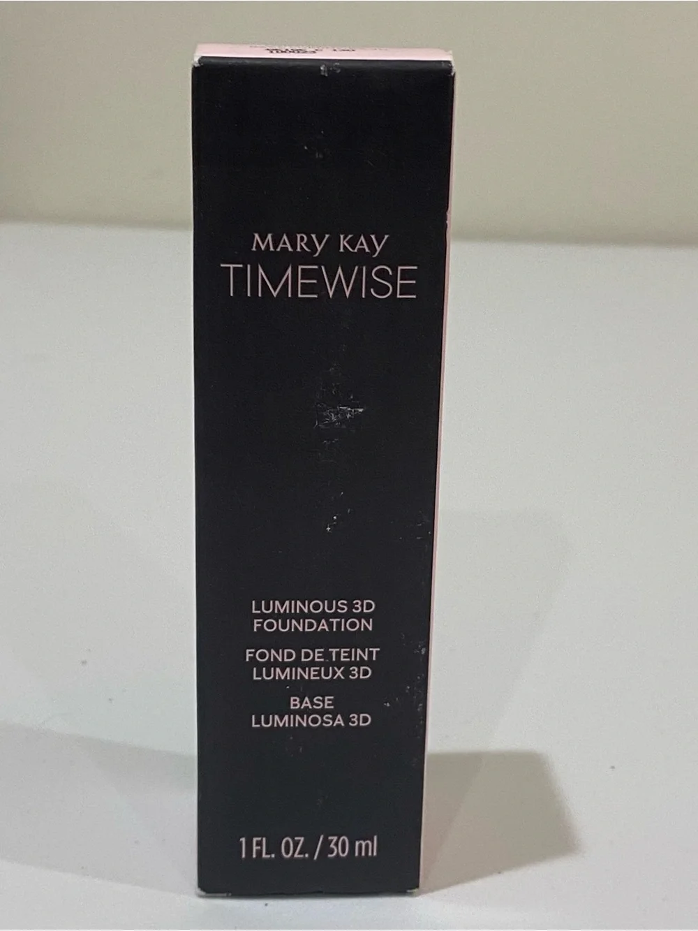 Mary Kay Timewise Luminous 3D Foundation Beige C 130 Normal Dry New in box